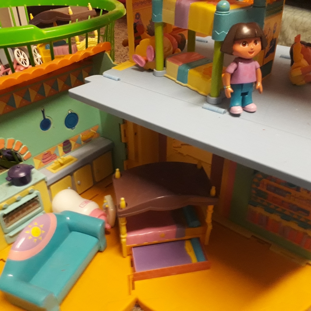 Toys - Picture 3 of 3